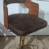 صندلی چرخشی تمیز و با کیفیت