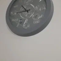 ساعت دیواری