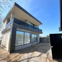 فروش ویلا مدرن سه خواب نزدیک دریا