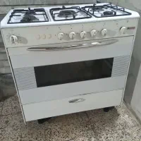 اجاق گاز فردار در حد نو