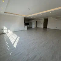 تک واحد۱۸۹ متری معلم|فروش آپارتمان|رشت, معلم|دیوار