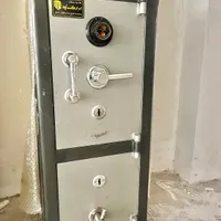 گاوصندوق نسوز ایران کاوه * 1020d * رمز مکانیکی|ابزارآلات|تهران, سعادت‌آباد|دیوار