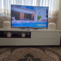 تلویزیون و میز تلویزیونی ۵۵ اینج راک منحنی