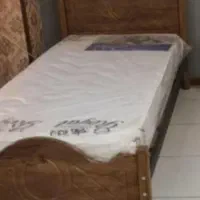 تخت خواب یکنفره همراه با تشک سالم و تمیز