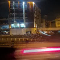 فروش-مغازه-تجاری-نوساز-با-موقعیت-استثنایی