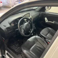 کوییک اتومات فول پارس خودرو ۱۴۰۲ سفید