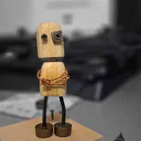 مجسمه چوبی دست ساز