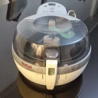 سرخ کن یک قاشق روغن تفال