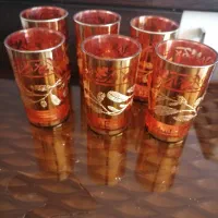 لیوان وبشقاب سرو غذا