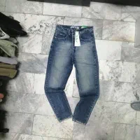 انواع شلوار جین مام فیت و بگ موجود هست