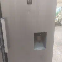 یخچال تمیزو سالم ۵ سال کارکرده