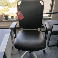 فروش صندلی مدرن صنعت استفاده نشده ۳۰ عدد