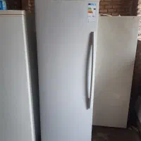 فریزر الکترولوکس بدون برفک در حد نو بزرگ و جادار