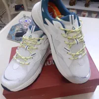 کتونی خارجی