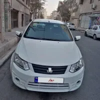 ساینا مدل۴۰۰