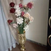 گلدان مصنوعی گل طبیعی