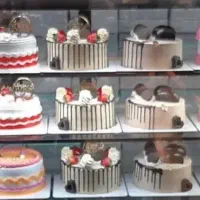 استخدام کار قنادی ماهر تر کار و خشک کار|استخدام خدمات فروشگاه و رستوران|ماهنشان, |دیوار