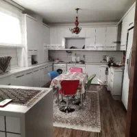 آپارتمان ۱۶۰ متری چهار خوابه