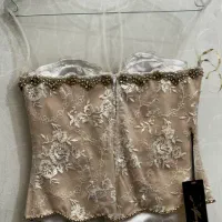 لباس|لباس|لاهیجان, انقلاب|دیوار