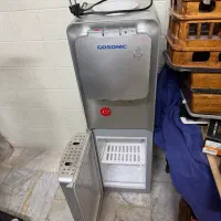 آبسرد کن یخچال دار گوسونیک
