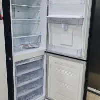 یخچال پایین فریزر لوکس مشکی امرسان|یخچال و فریزر|بیرجند, |دیوار