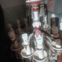 لوستر قدیمی و بار چوبی