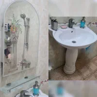 روشویی-آیینه، شیر