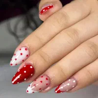 کاشت ناخن بصورت کاملا حرفه با مواد ومتریال لوکس