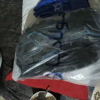 سلام تعداد 28عدد دستکش‌های یک عدد کفش 3عدد عینک