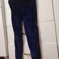 تعدادی لباس تازه|لباس|ایلخچی, |دیوار