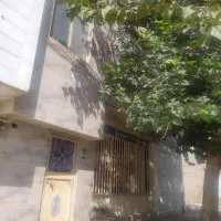 فروش-مغازه-با-یک-طبقه-مسکونی