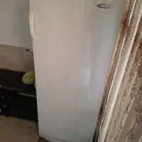 یخچال و فریزر تمیر در حد نو فروشی