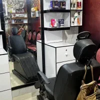 لوازم  دکوری سالن آرایشگری