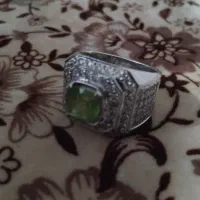 انگشتر زبرجد