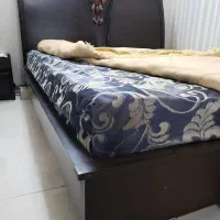 تخت خواب ۲نفره و پاتختی|تخت و سرویس خواب|اصفهان, جاوان|دیوار