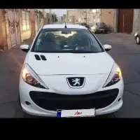مدل ۴۰۳ بی رنگ