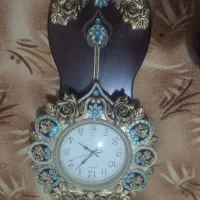 یک عدد ساعت دیواری سالم و نو ب فروش میرسد