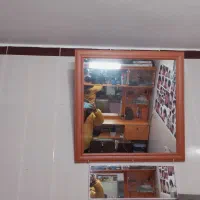 کابینت و آیینه آرایشگاه