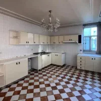 رهن واجاره واحد ۱۳۰ متری ولیعصر خ.شیرازی