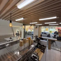 همکار باریستای خانم تک شیفت