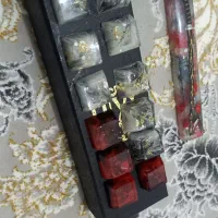 کلید های کیبورد گیمنگ با طراحی قرمز و سفید