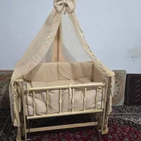 تخت کنار مادر چوب راش|تخت و صندلی بچه|تهران, عبدل‌آباد|دیوار