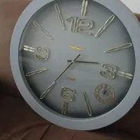 ساعت دیواری