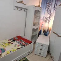 فروش فوری تخت وکمدکودک ونوجوان