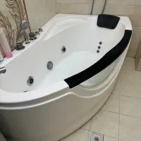 جکوزی فوق العاده سالم وتمییز درحدنو هشت پمپ