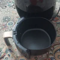 سرخ کن بدون روغن.کتری و قوری.آباژور.پیاله و کاسه