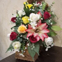 دسته گل مصنوعی بسیار زیبا