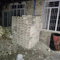 فروش 400 عدد آجر آژند آماده تحویل