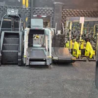 باشگاه عصرجدیدکمک مربی ومربی با شاگردبانوان اقایون