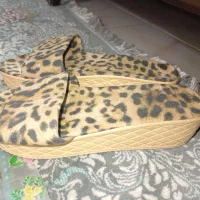 دمپایی روفرشی زنانه سایز۴۰